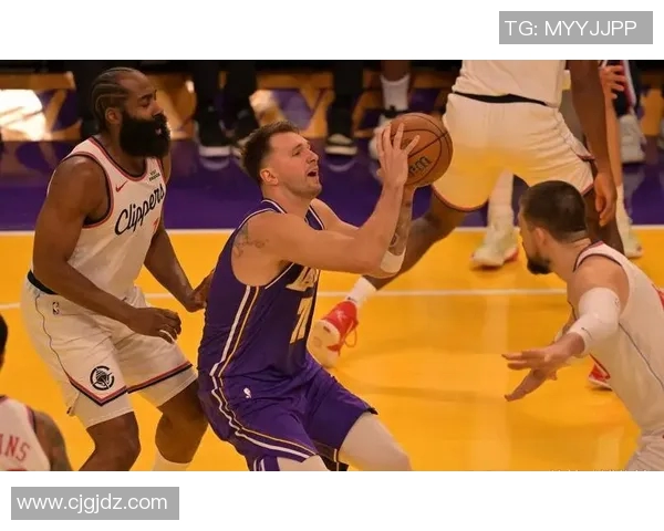 最新战报：球星绯闻全场高光瞬间集锦