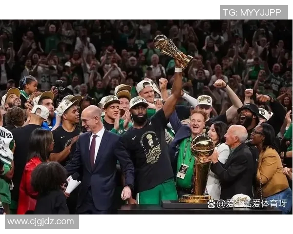 凯尔特人历史瞬间回顾这一幕感动全场让人热泪盈眶 凯尔特人历史瞬间回顾这一幕感动全场让人热泪盈眶